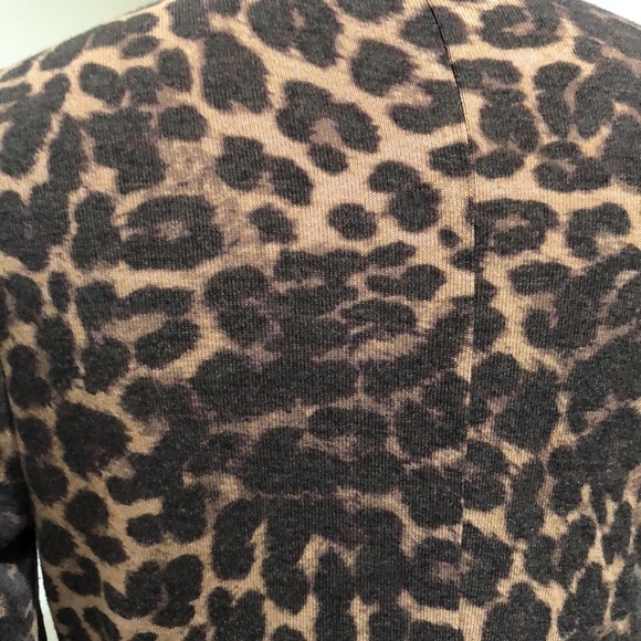 1.State Knit Top Size Medium Brown Leopard Print Twist Wrapped Front - Picture 5 of 10